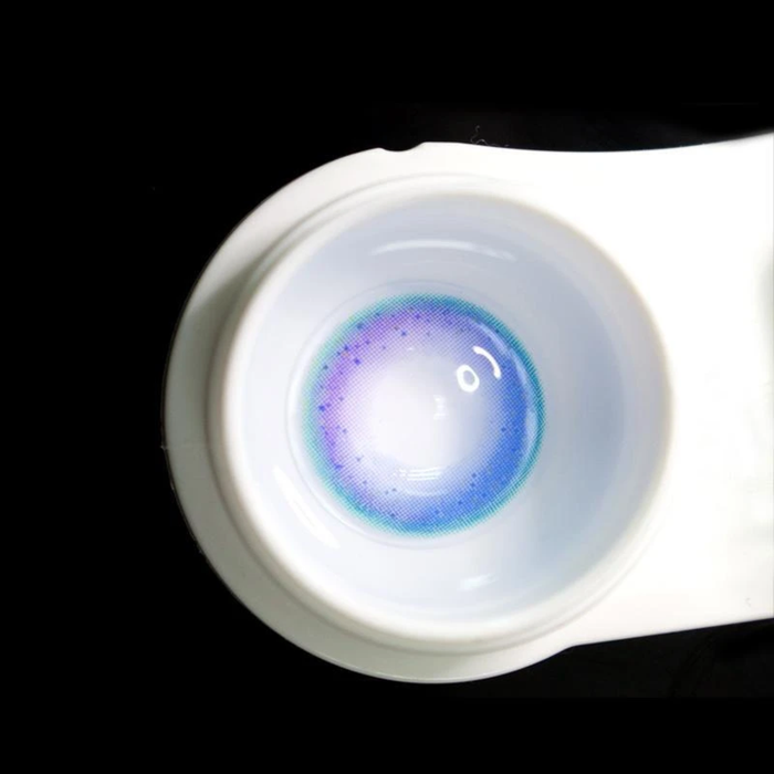 Lentes de contacto de color azul arcoíris con prescripción médica
