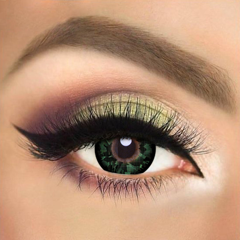 Lentes de contacto de color verde helado